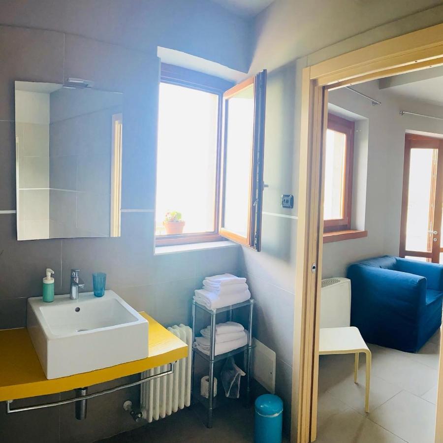 Vela Di Soleville Camere Con E Senza Vista Lago Con Ristorante & Pizzeria Sale Marasino Εξωτερικό φωτογραφία
