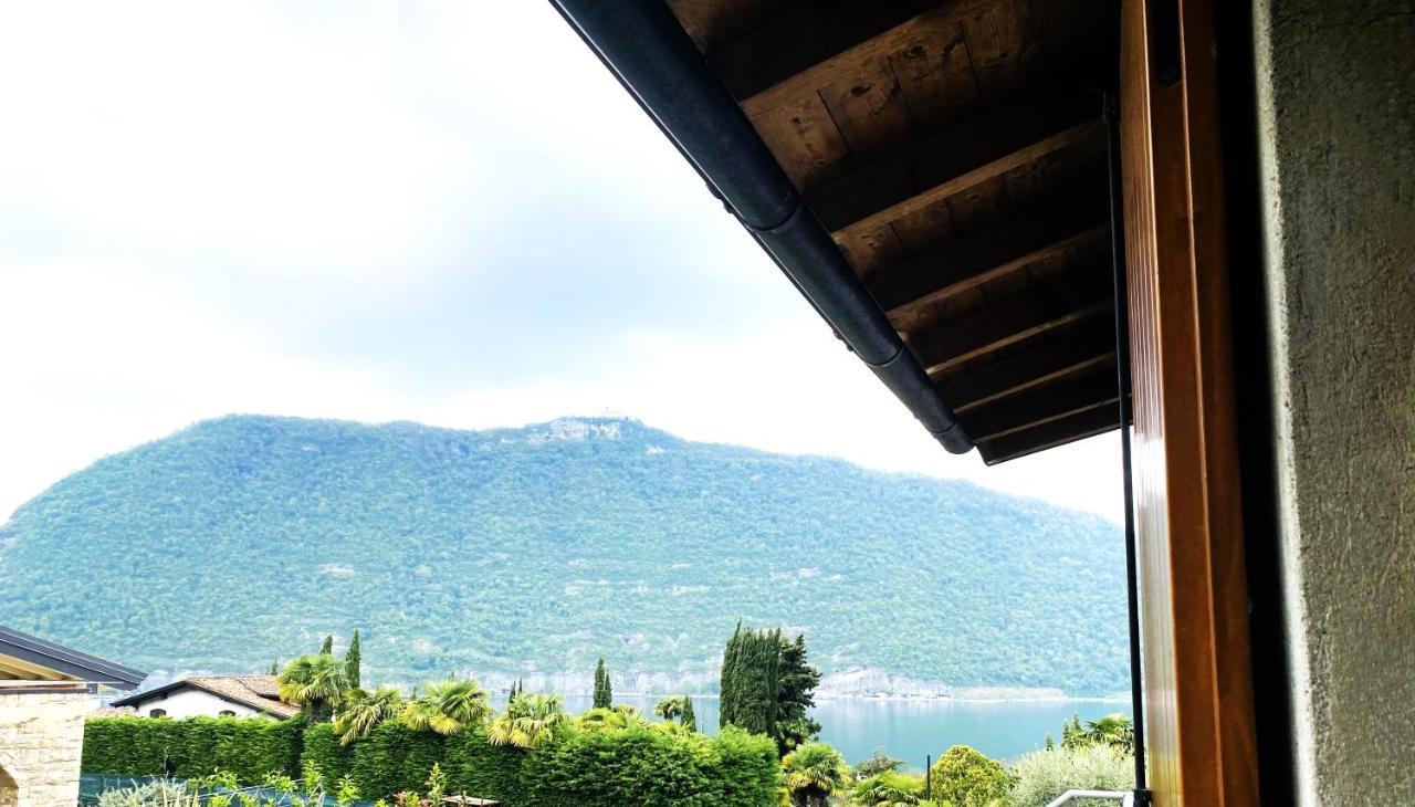 Vela Di Soleville Camere Con E Senza Vista Lago Con Ristorante & Pizzeria Sale Marasino Εξωτερικό φωτογραφία
