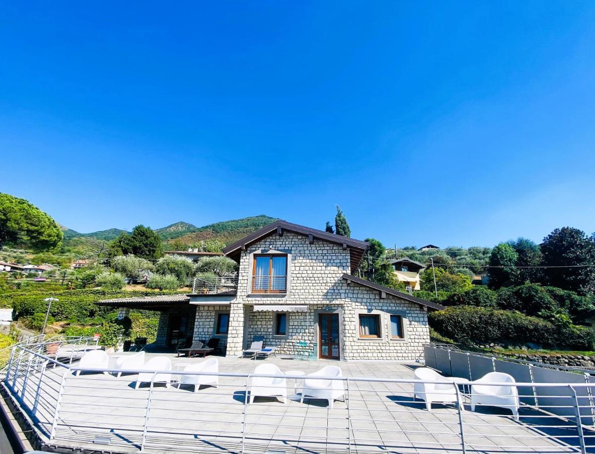 Vela Di Soleville Camere Con E Senza Vista Lago Con Ristorante & Pizzeria Sale Marasino Εξωτερικό φωτογραφία