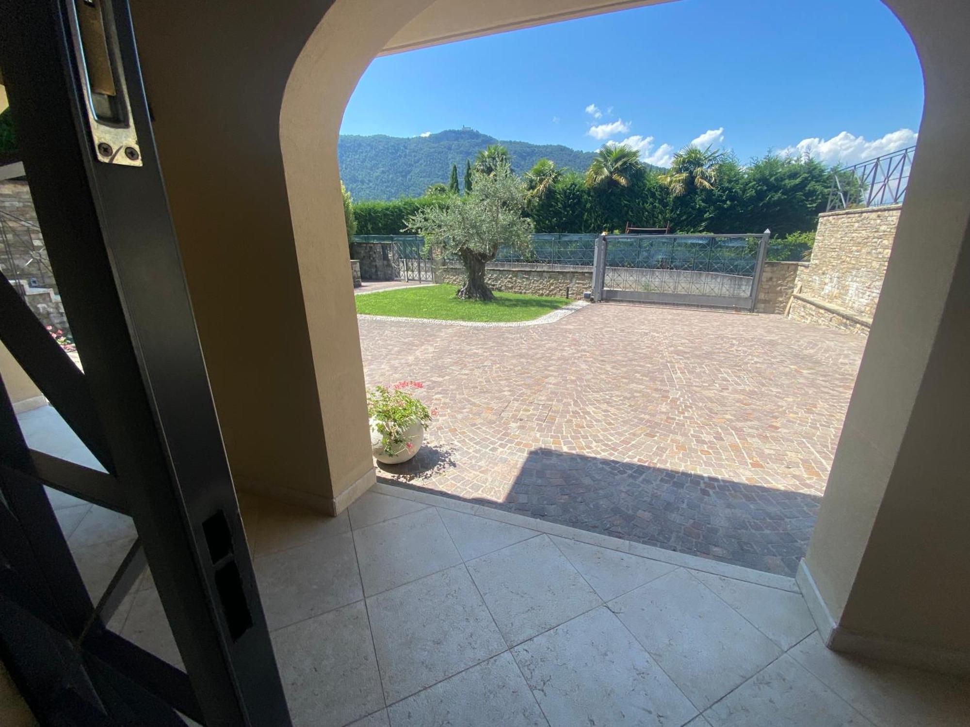 Vela Di Soleville Camere Con E Senza Vista Lago Con Ristorante & Pizzeria Sale Marasino Εξωτερικό φωτογραφία